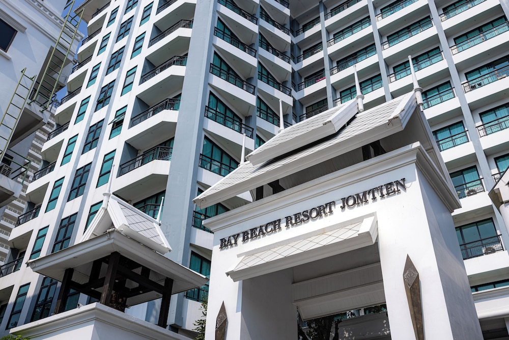 Bay Beach Resort Jomtien in PATTAYA