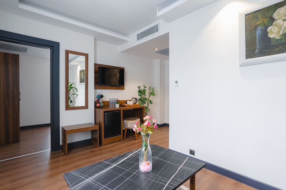 Berlin Suite Hotel Trabzon 39/50