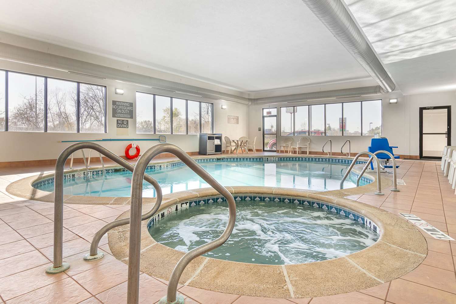 swimming pool spa