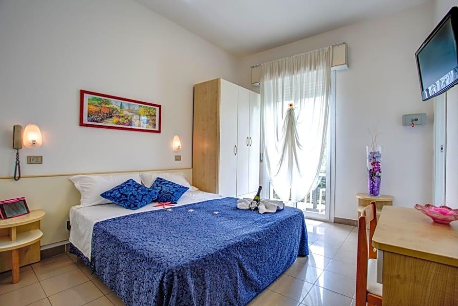Tiziana 10/68