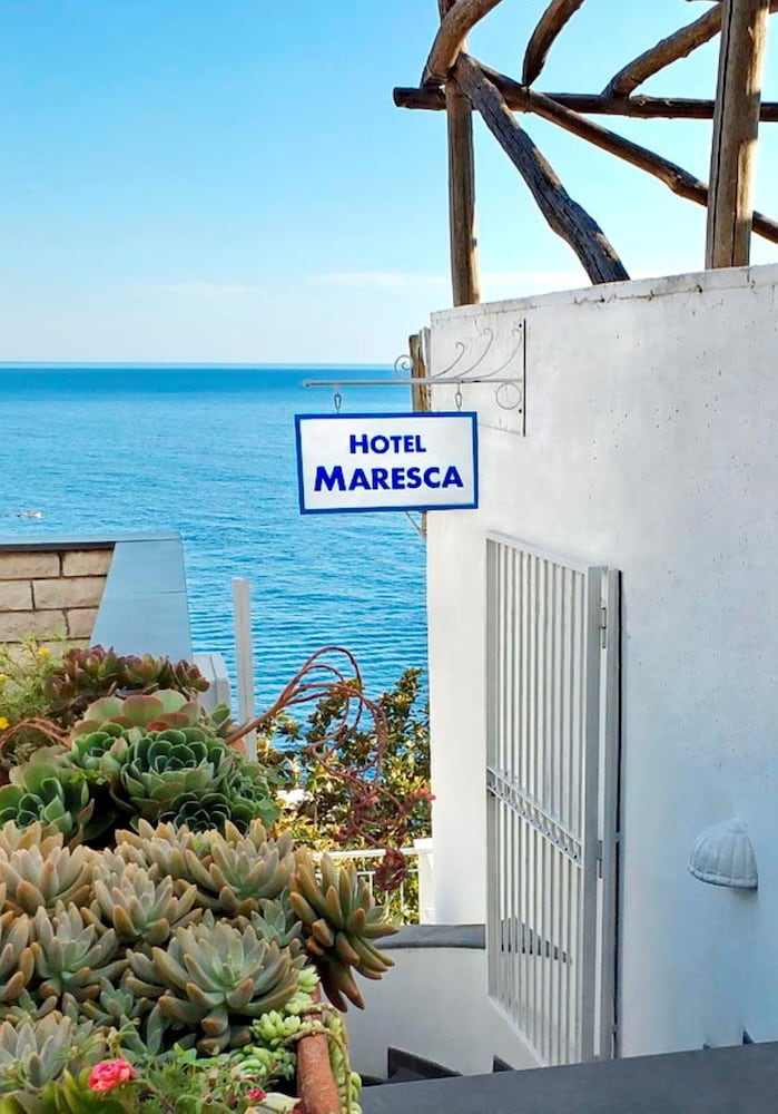 Maresca Hotel Praiano 69/78