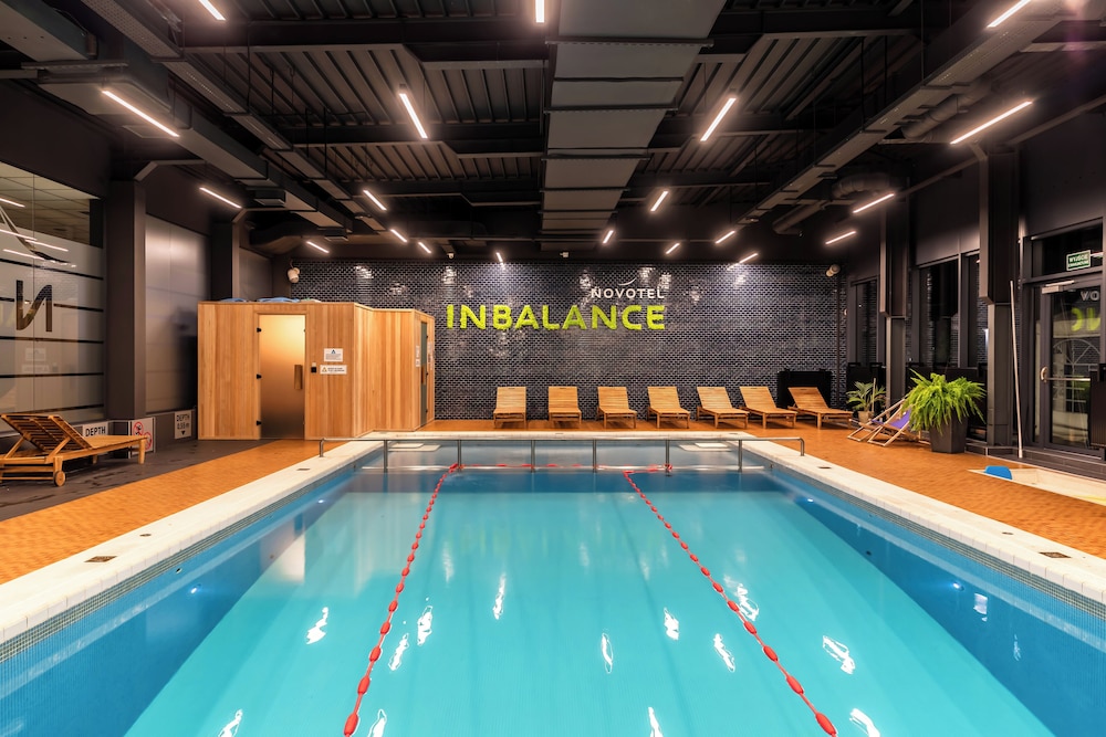 swimming pool spa