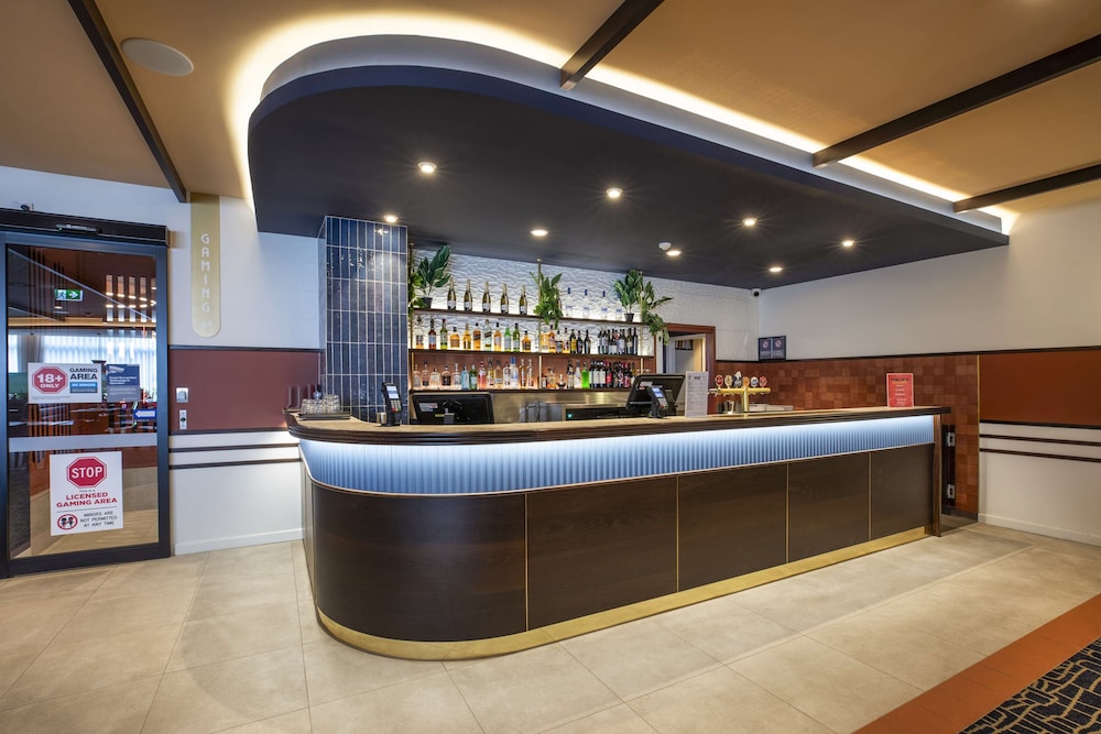 REX HOTEL 10/67