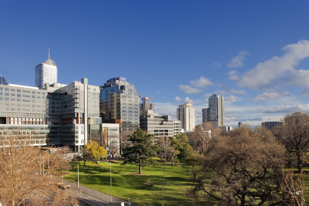 Flagstaff Gardens Hotel 59/65