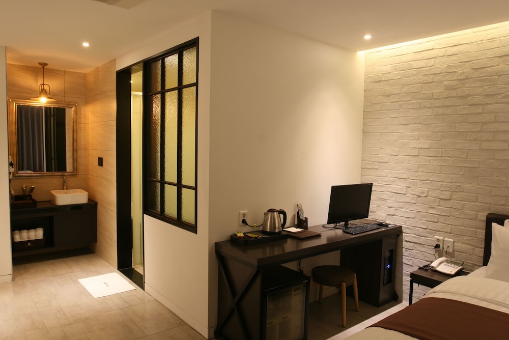 Hotel Asiad 25/32