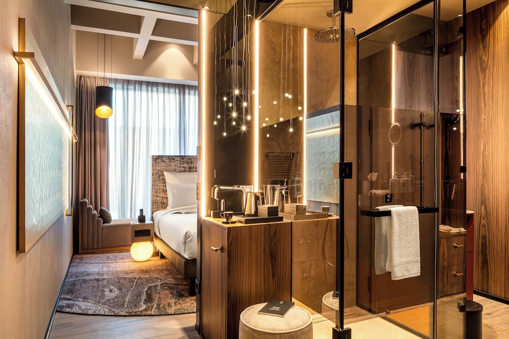 غرفة سوبيريور بسرير كينج، The Emporium Plovdiv MGallery Hotel Collection 5/7