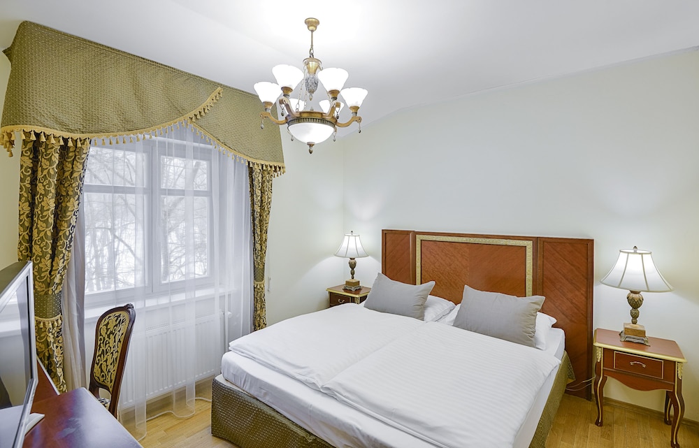 Hotel Residence Romanza 24/62