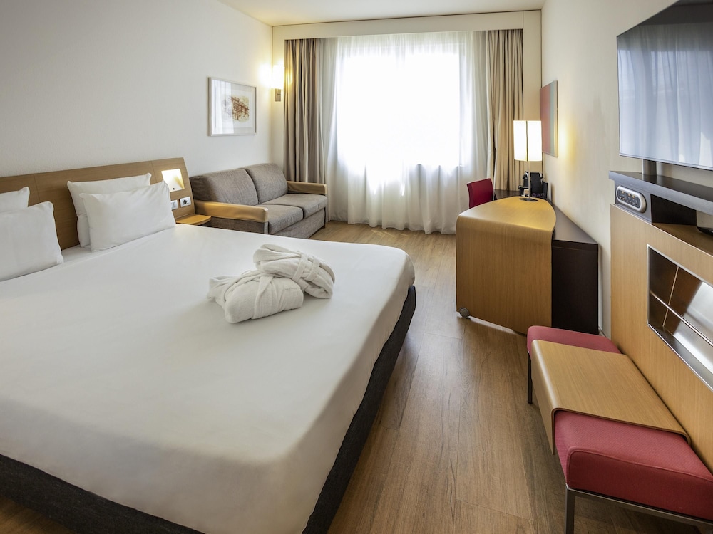 Novotel Salerno Est Arechi 23/75
