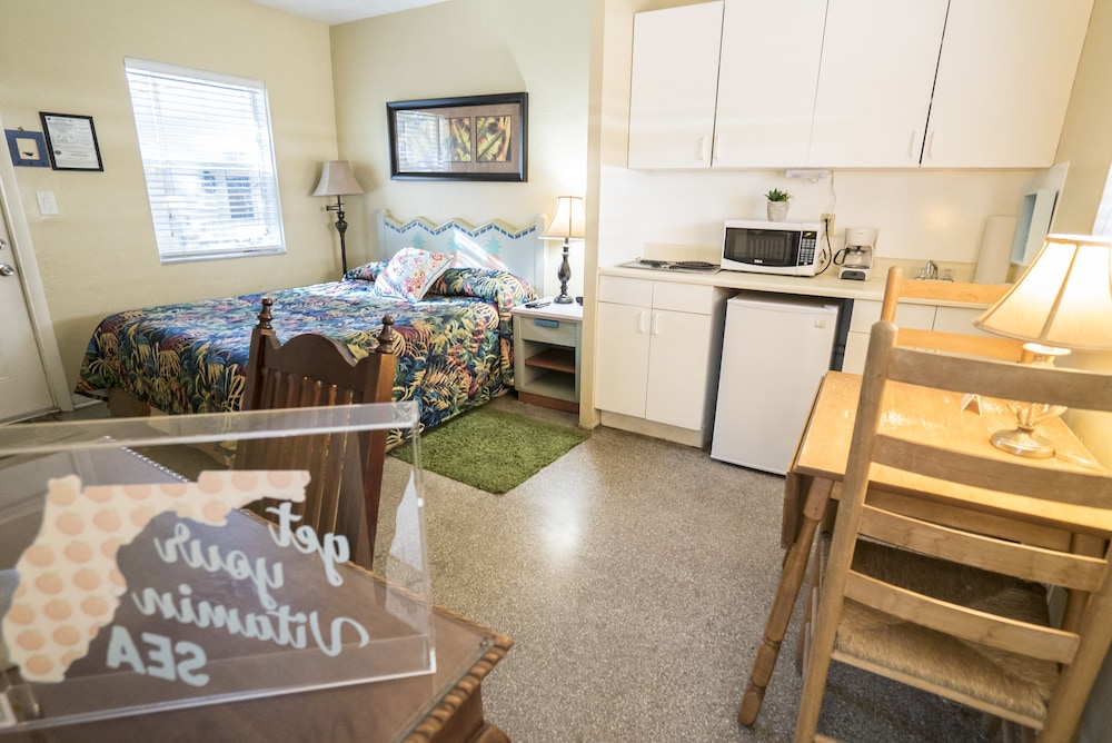 Ocean Inn 26/50