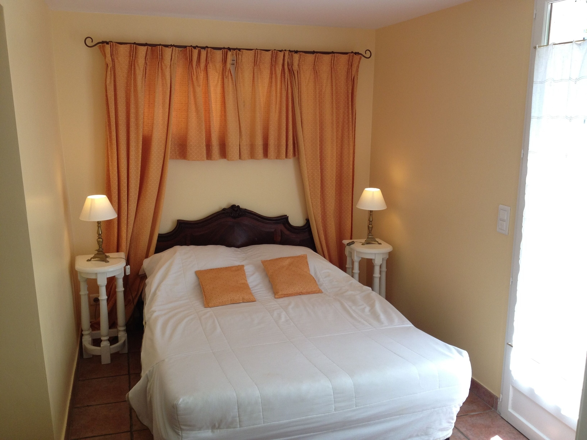 SUITE, QUADRUPLE