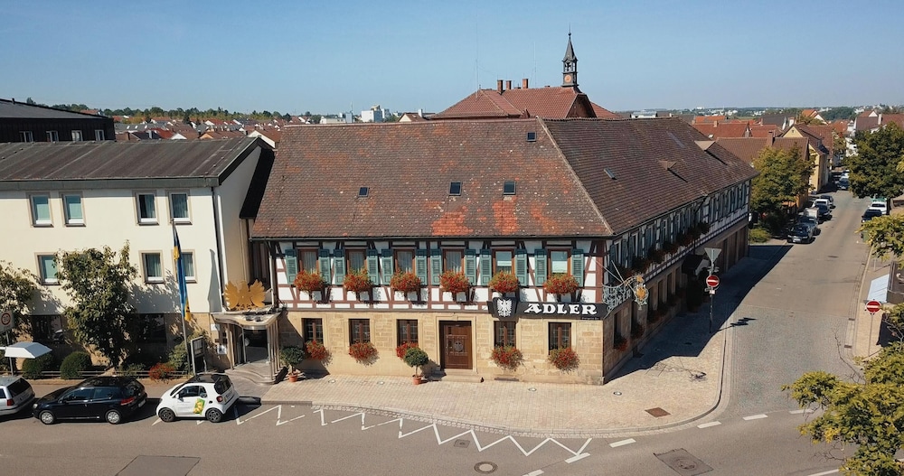 Hotel Adler Asperg 2/50