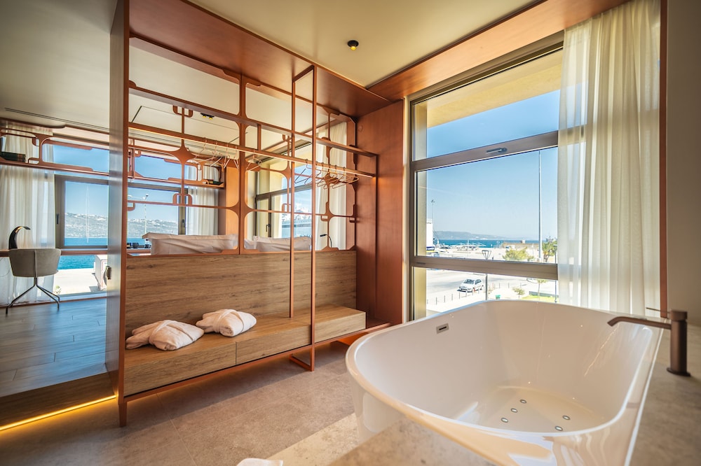 Oniros Residences 48/50