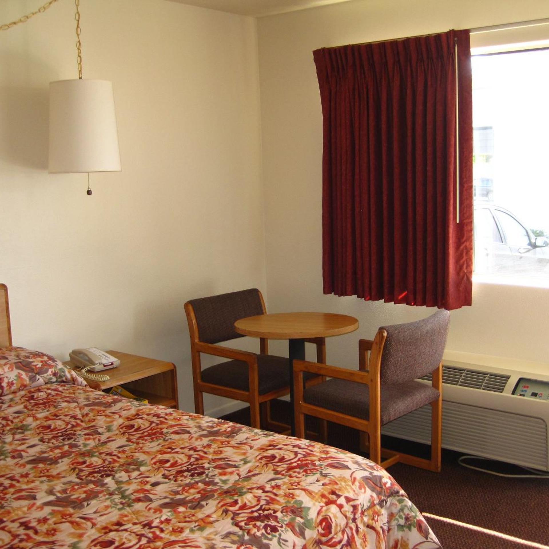 EZ 8 Motel Old Town 13/24