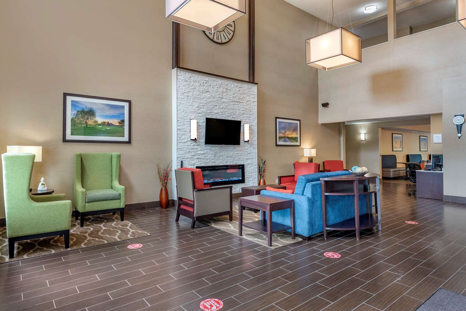 Comfort Suites Auburn Near I-69 6/15