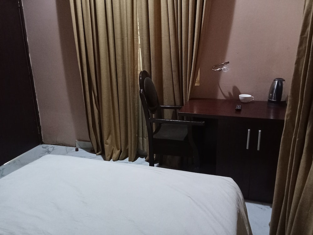 Degok Hotel 19/50
