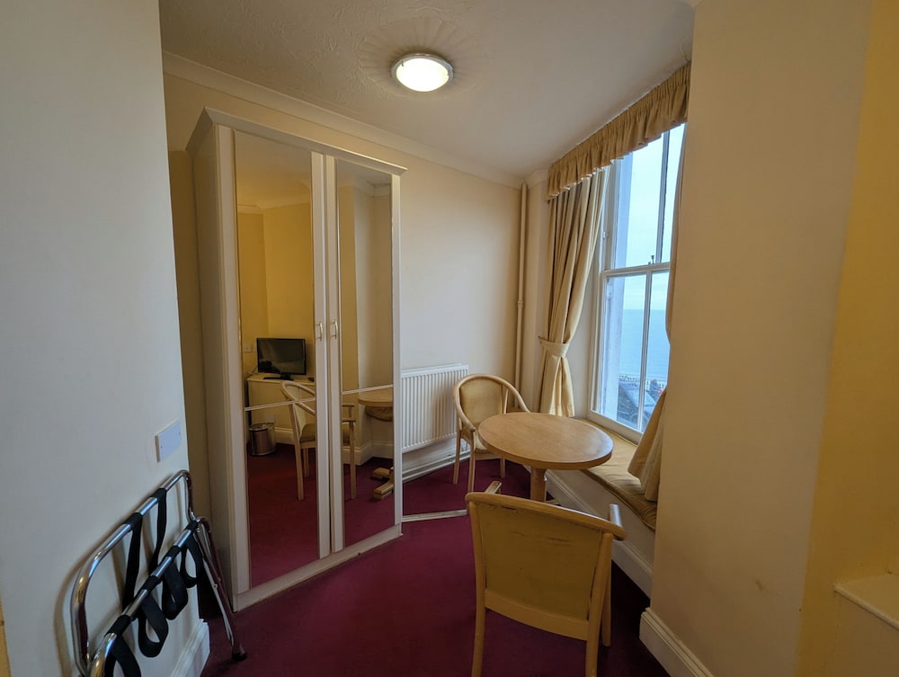 The Belgrave Hotel Tenby 35/62
