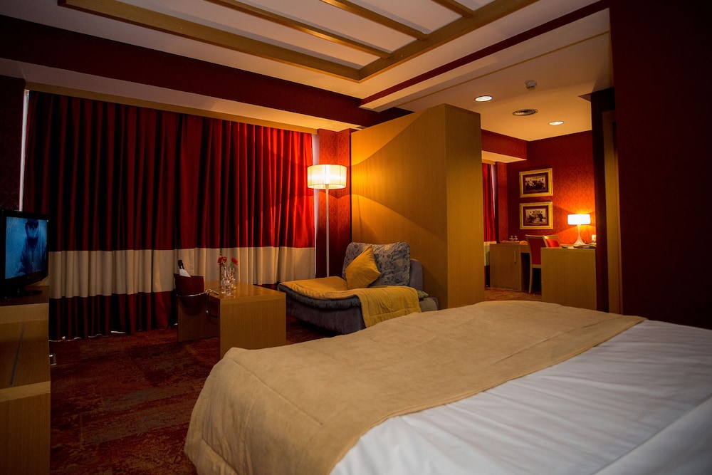 Hotel Colosseo 30/50