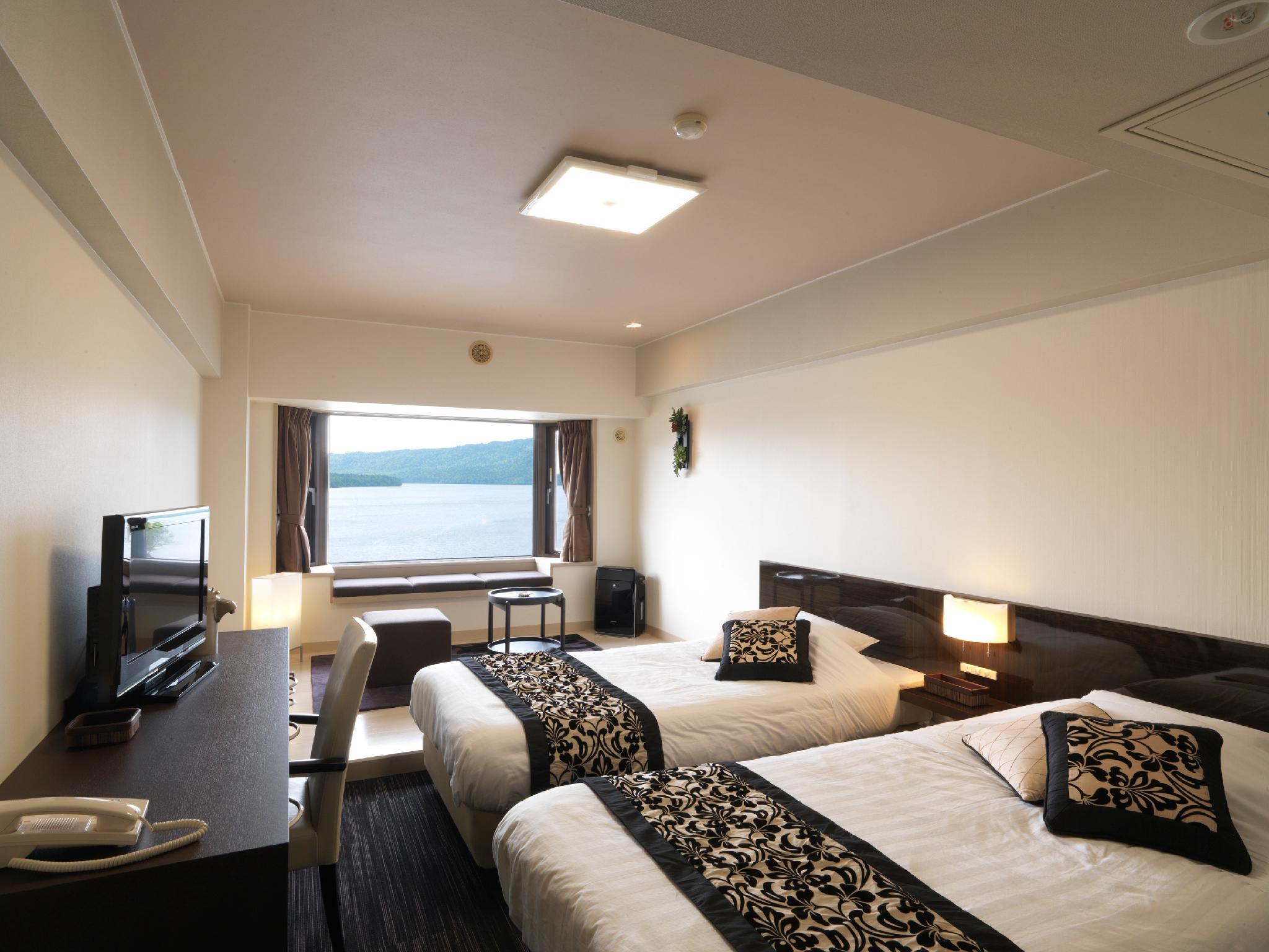 Moderate, Twin Beds