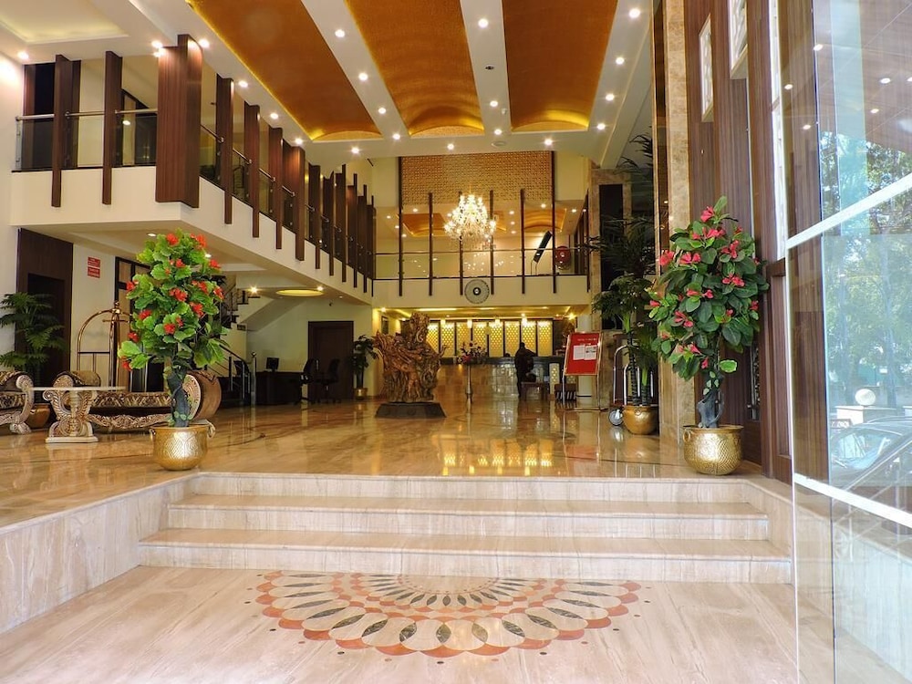 Devashish Hotel 4/27