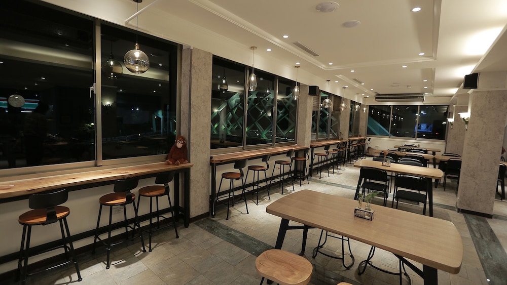 Wulai shuan Hot Spring House 15/20