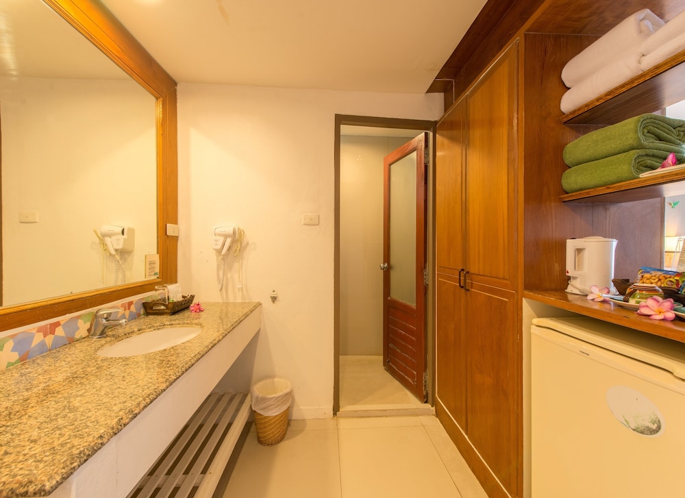 The Viridian Resort 59/62