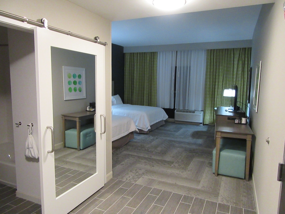 Hampton Inn Suites Knightdale Nc 13/56