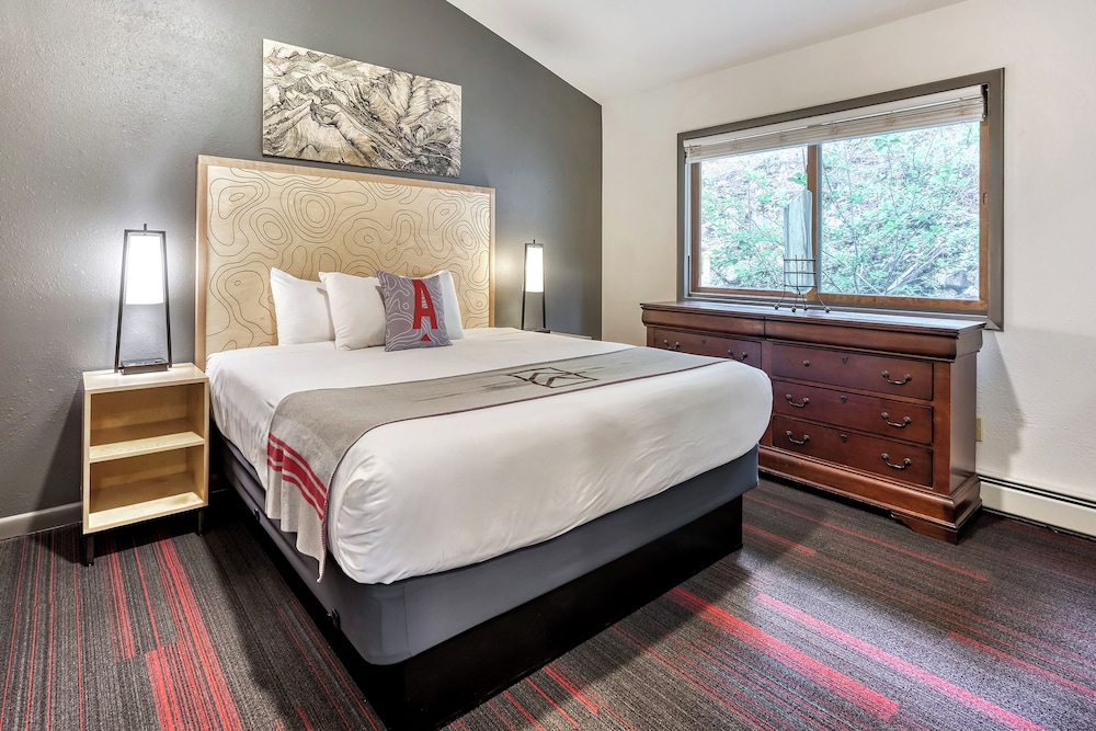 Adventure, Suite, King Bed