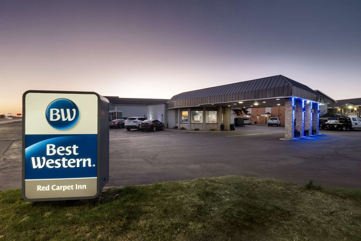 Best Western Red Carpet Inn 2/28