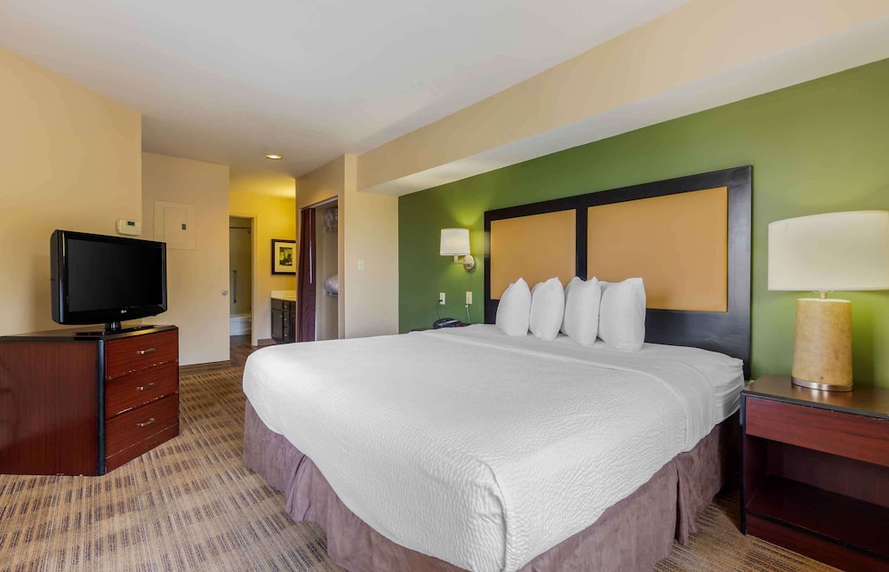 Extended Stay America - Columbia - Northwest Harbison 25/64