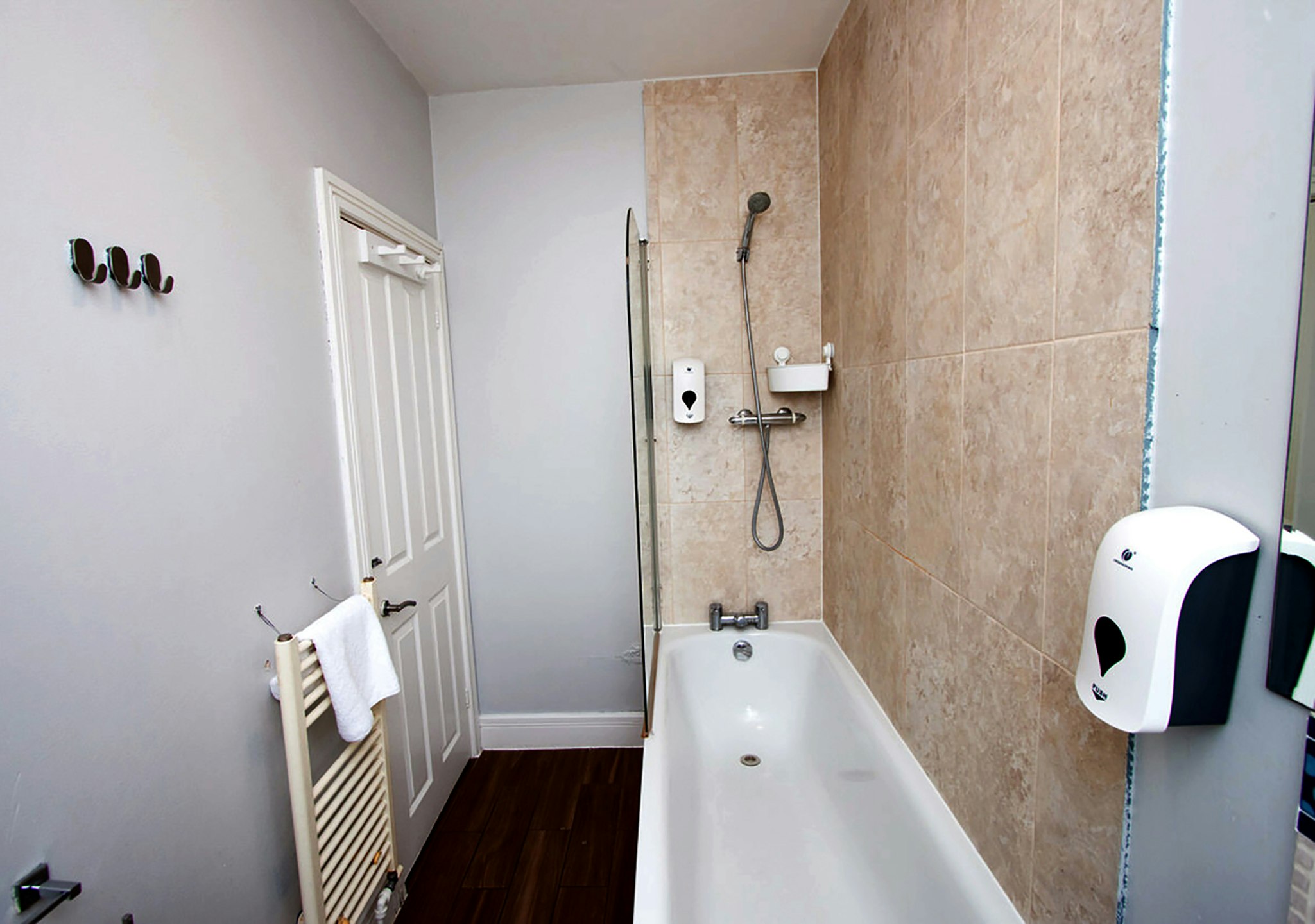 Westciti Caroco Aparthotel 31/33