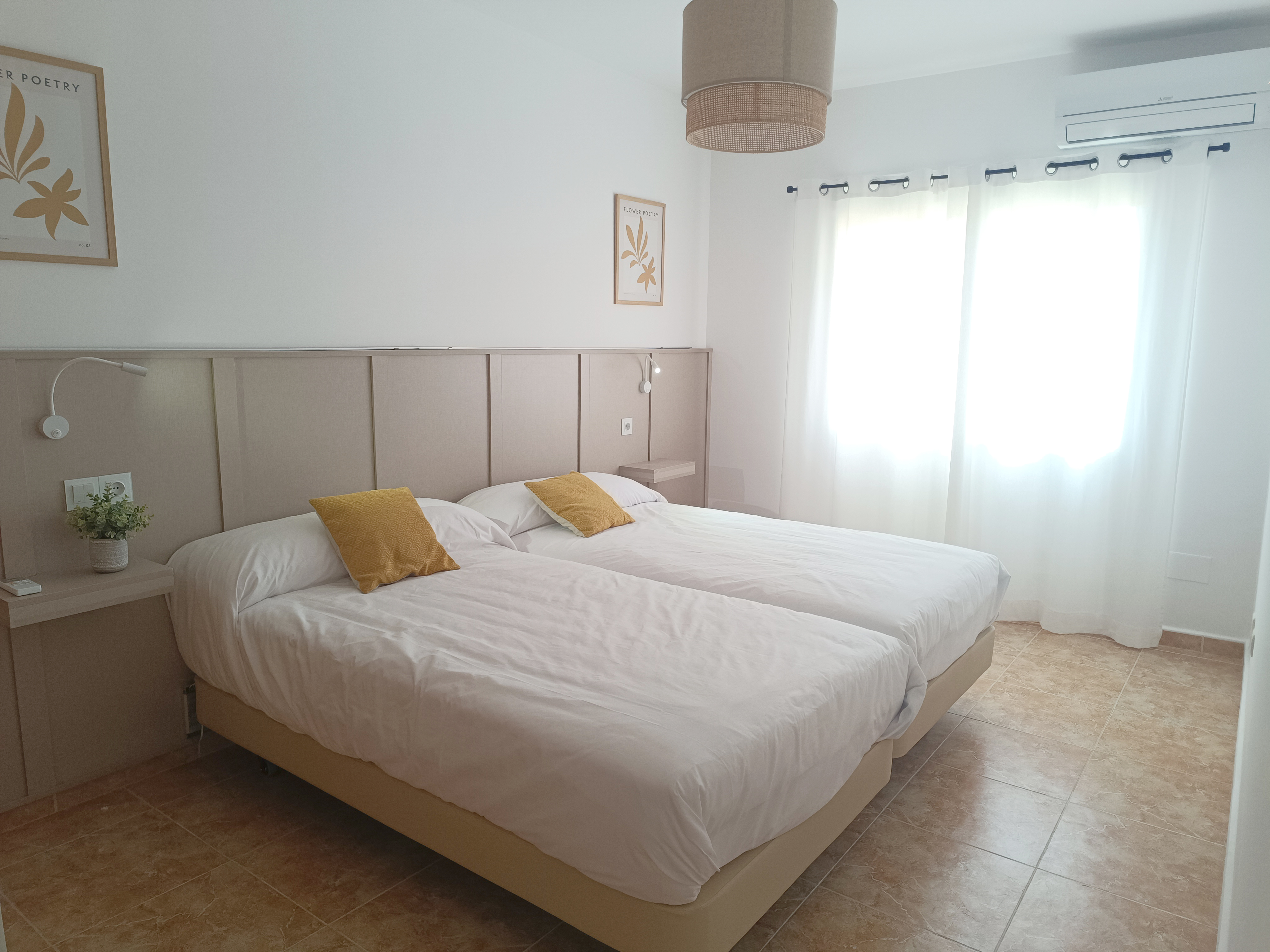 3 Bathrooms, Near Beach