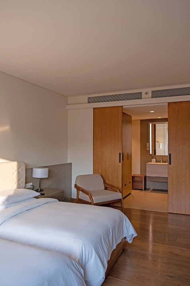 Hyatt Delhi Residences, Aerocity 11/50