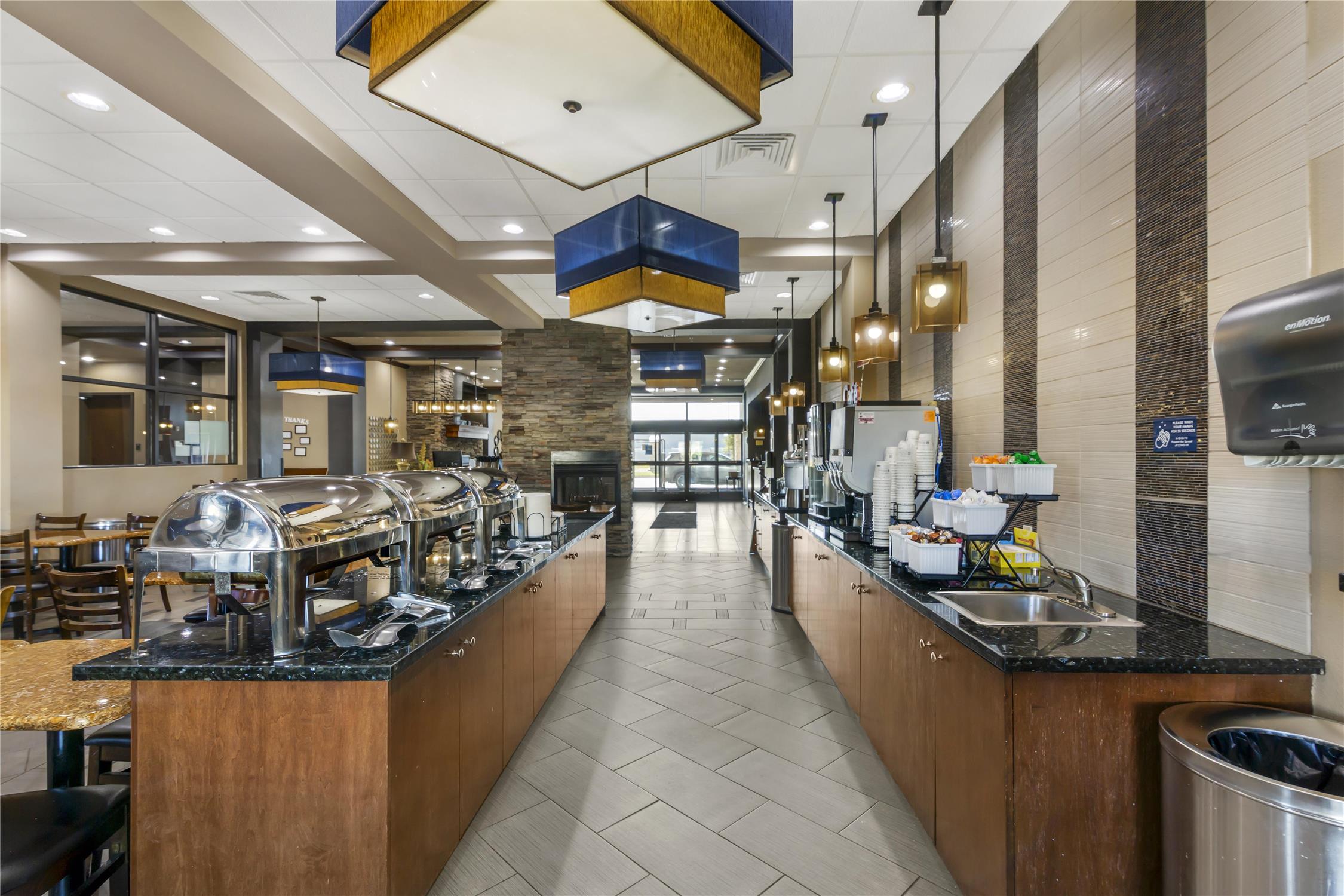 Best Western Plus Williston Hotel & Suites 38/50