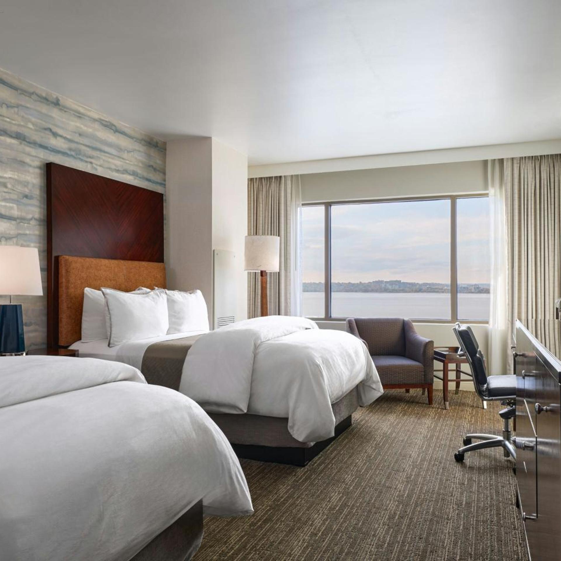 Deluxe, 2 Double Beds, Water View, Accessible