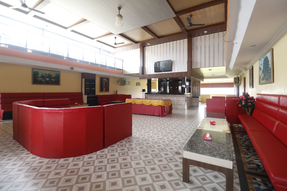 Reddoorz Plus Near Dc Mall Batam 7/39