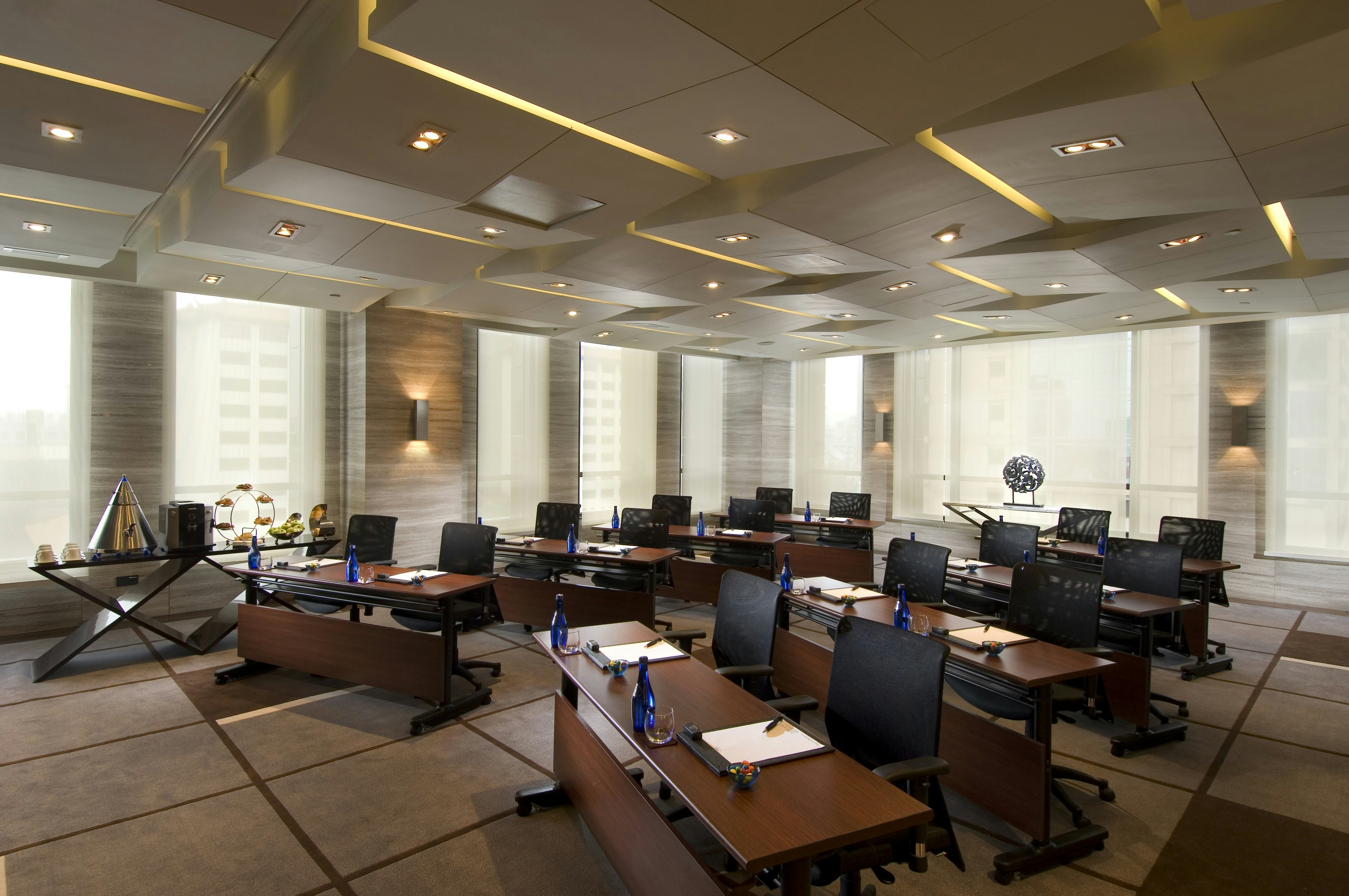Hilton Beijing Wangfujing 24/52