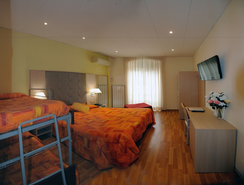 Hotel Alexander 32/50
