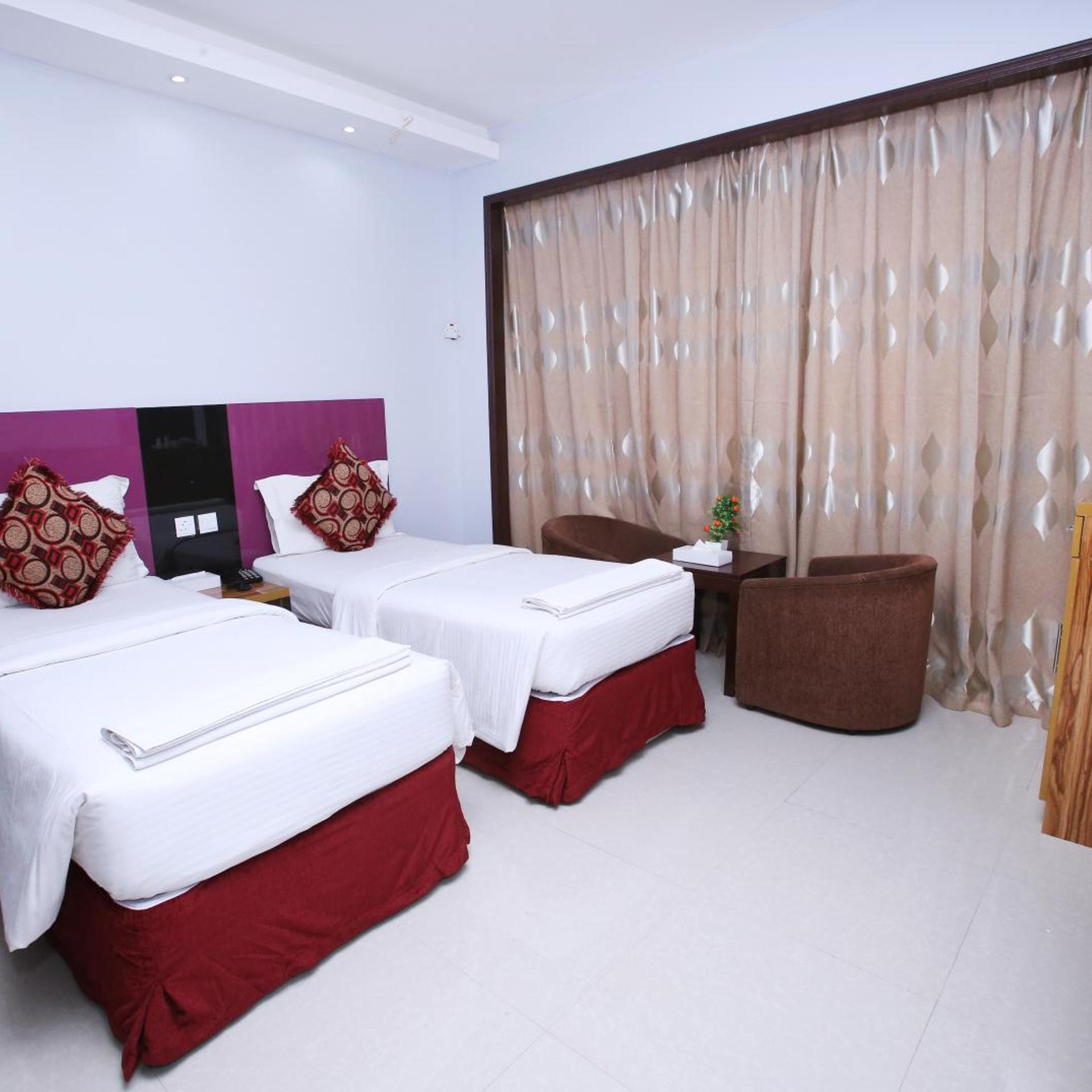 Zagy Hotel 25/84