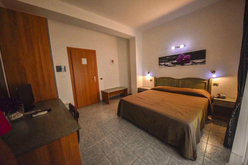 Hotel La Villa 6/50