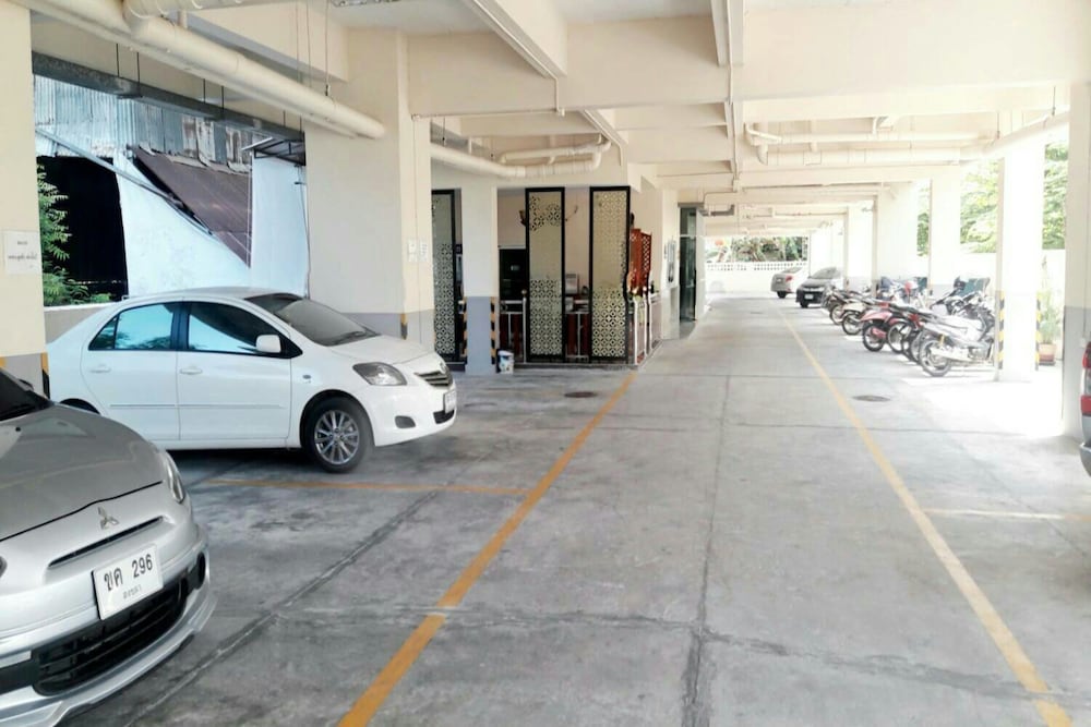 V Place Residence 42/50