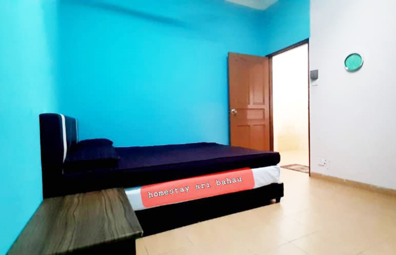Homestay, Queen Bed