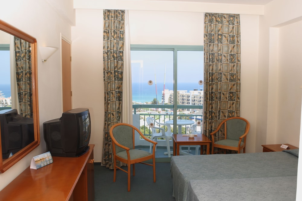 Antigoni Hotel 29/50