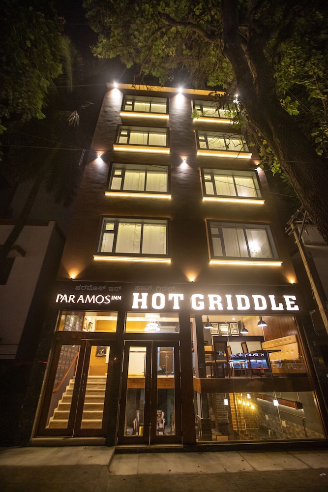 Hotel Paramos Inn photo1