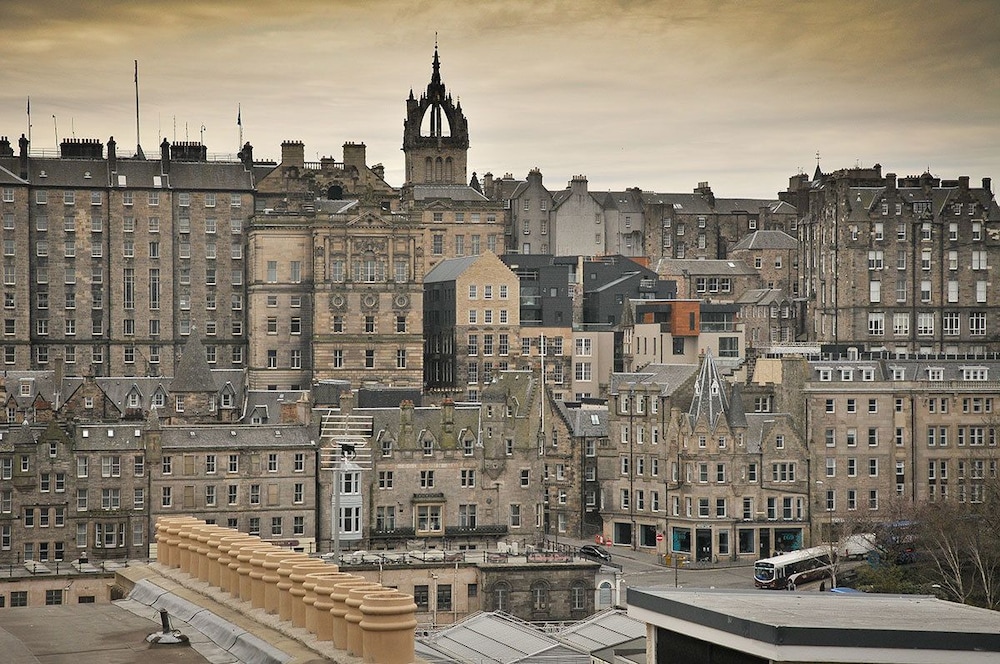 Destiny Scotland - St. Andrew Square Apartments 1/50
