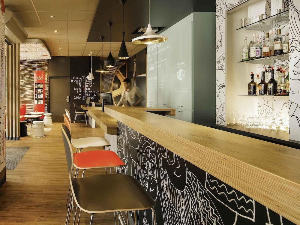 Ibis Paris Versailles Chateau 32/47