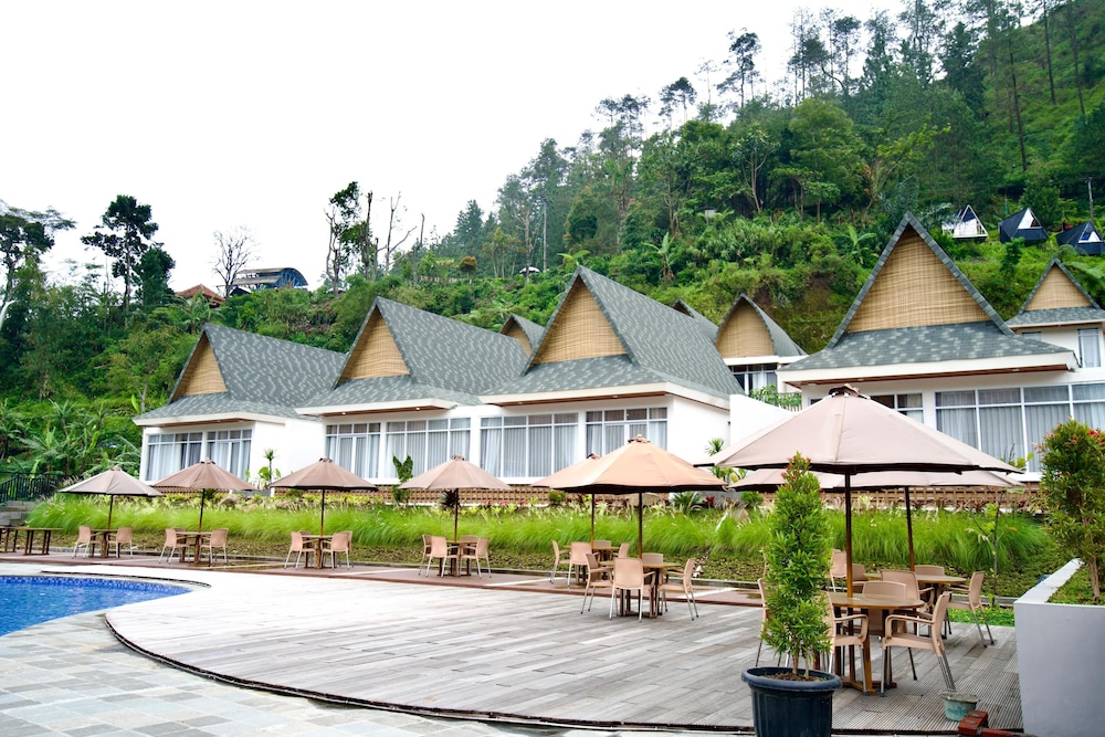 Gulala Azana Hotel and Resort Guci Tegal 4/50