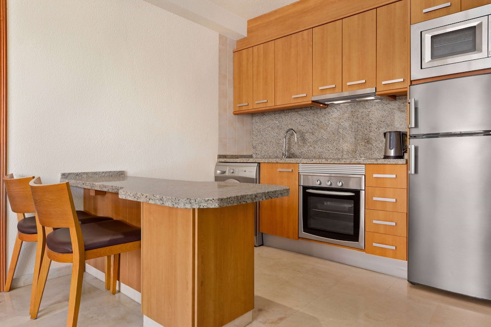 Ramada Hotel and Suites By Wyndham Costa Del Sol 63/75