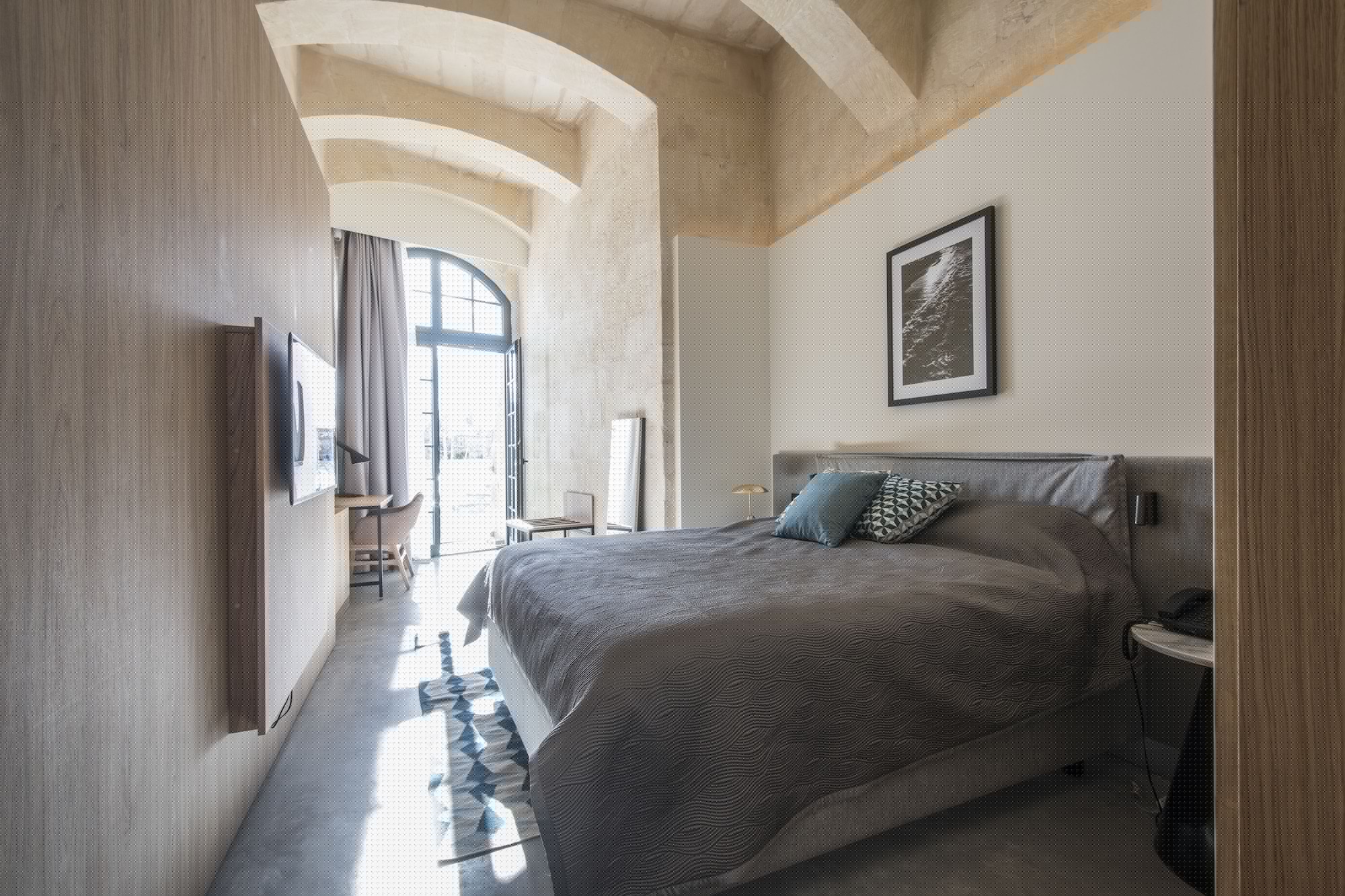 GRAND, HARBOUR, SUITE