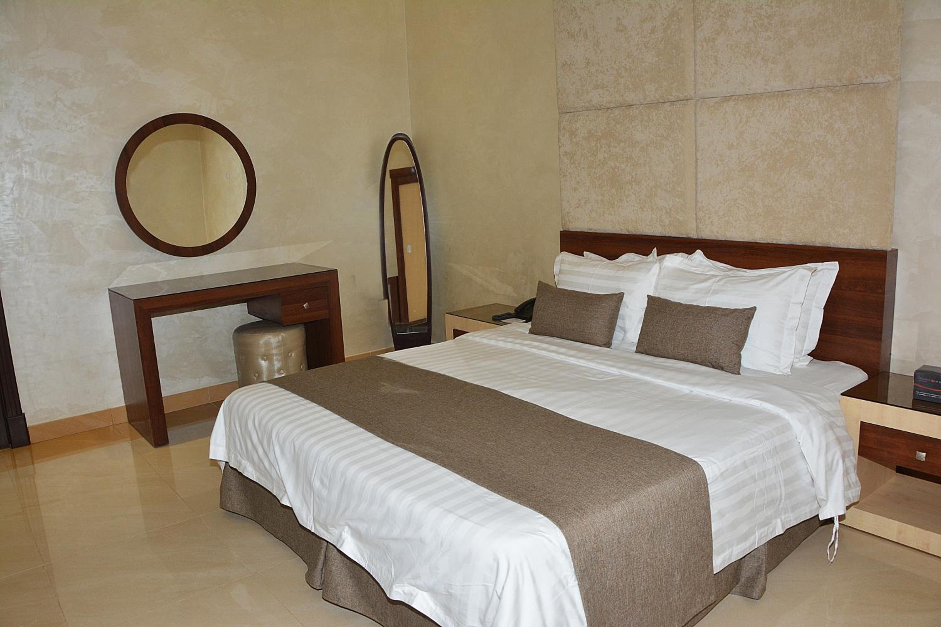 Apartment, Queen Bed
