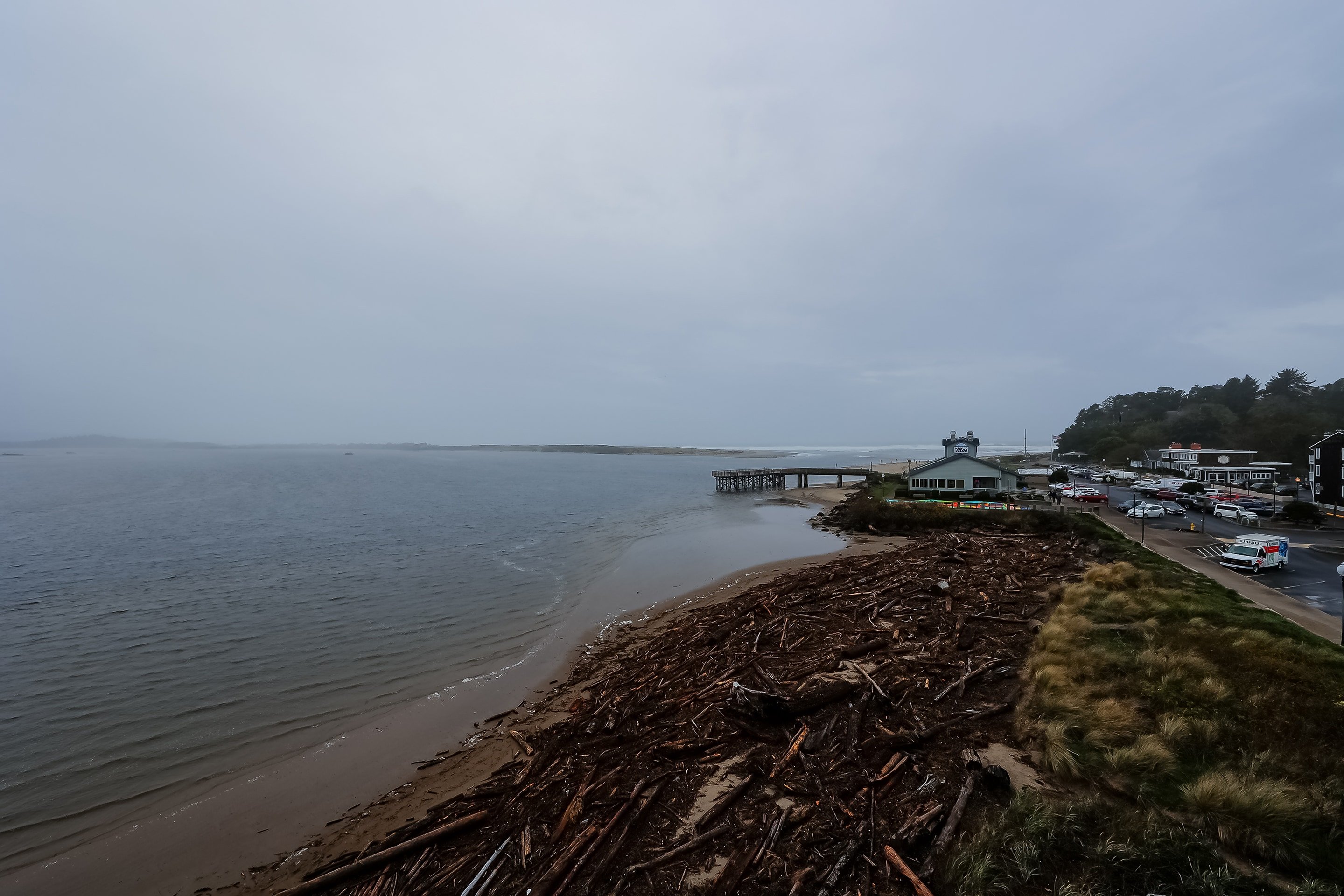 Siletz Bay Beachfront Hotel by OYO Lincoln City 63/71